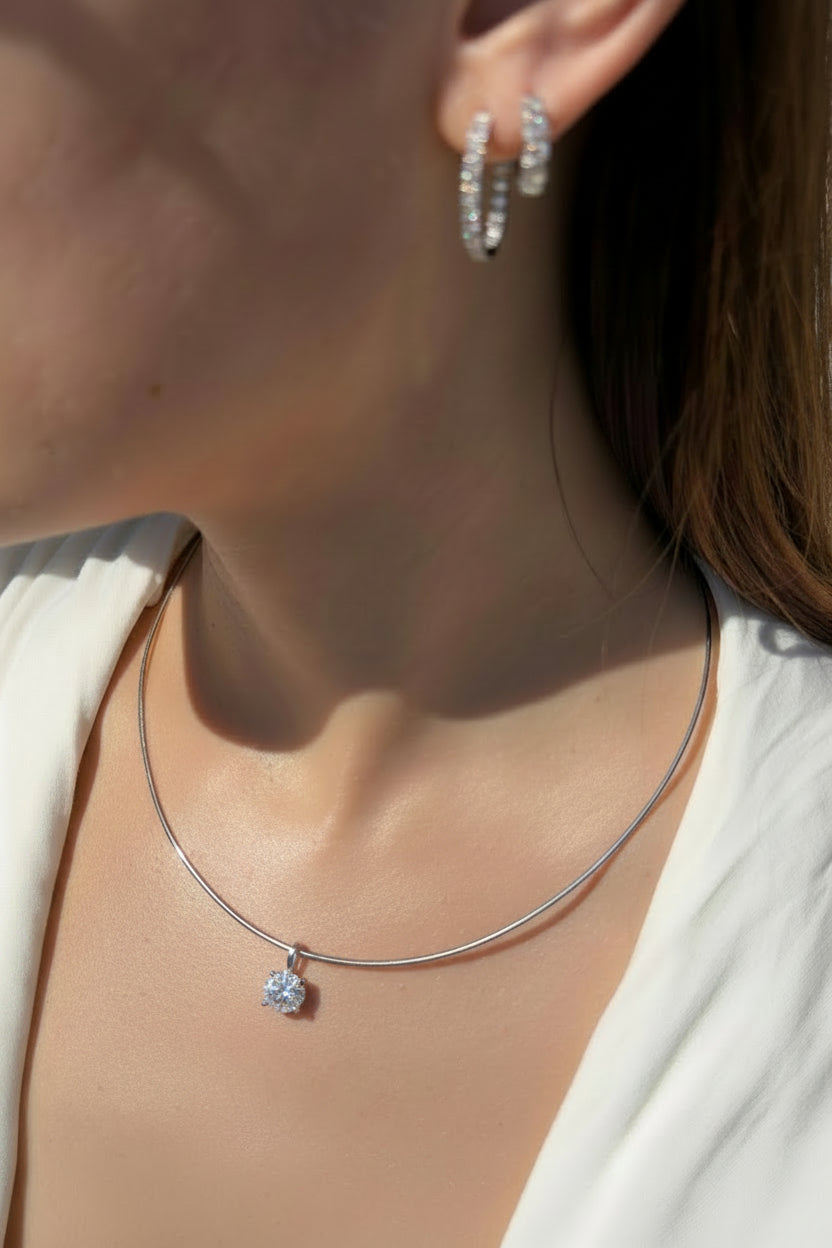 Round Lab Diamond Pendant with Omega Chain 18K Gold IGI Certificate