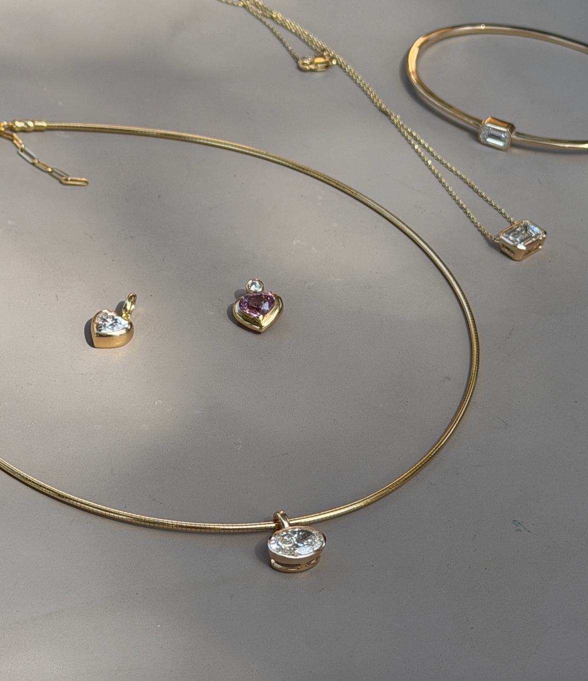 18K Omega Chain Choker with 2 Carats Oval Bezel Diamond Pendant