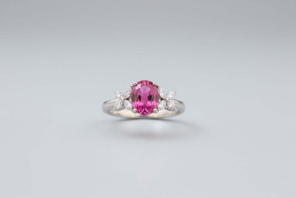 1.52 Carat Unheated Pink Sapphire Ring 18K Gold Natural Diamond